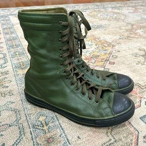 CONVERSE CHUCK TAYLOR ALLSTAR COMBAT BOOT/SNEAKER